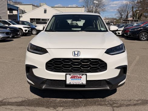 Certified 2024 Honda HR-V LX image 2