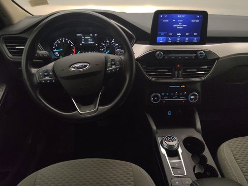 Used 2020 Ford Escape SE image 22