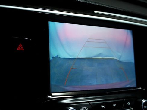 Used 2020 Buick Envision Preferred image 23