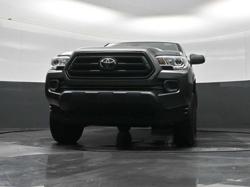 Used 2022 Toyota Tacoma SR image 25