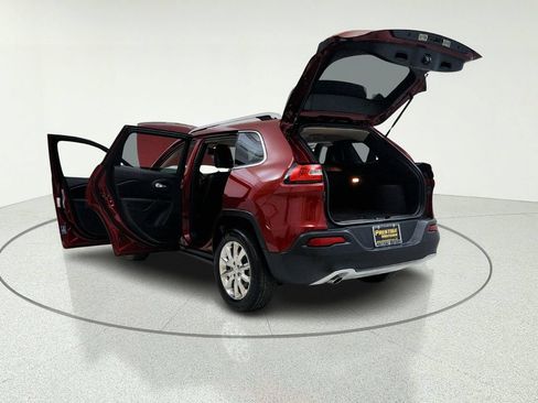 Used 2015 Jeep Cherokee Limited AWD/4WD image 12
