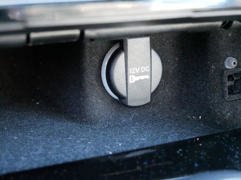 Used 2017 Chrysler 300 S w/ 300S Premium Group image 21