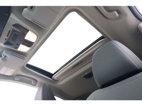 New 2026 Subaru Crosstrek 2.0i Premium image 32