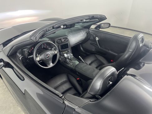 Used 2010 Chevrolet Corvette Grand Sport w/ Preferred Equipment Group image 22