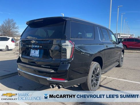 New 2026 Chevrolet Suburban Premier w/ Sun And Tow Package AWD/4WD image 3