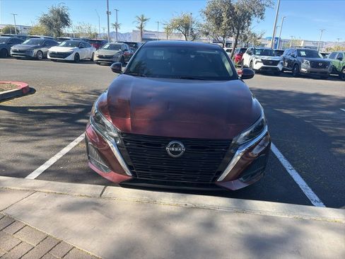 Certified 2023 Nissan Altima 2.5 SV image 2