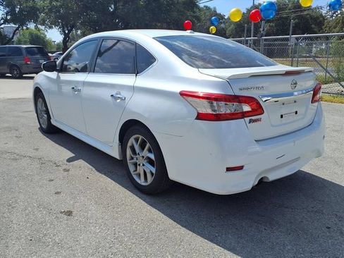 Used 2015 Nissan Sentra SR FWD image 5