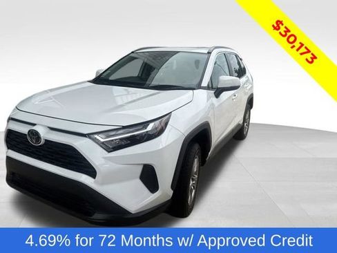 Used 2023 Toyota RAV4 XLE w/ Convenience Package FWD image 1