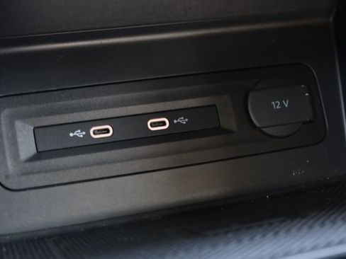 Used 2022 Volkswagen Atlas SEL Premium image 23