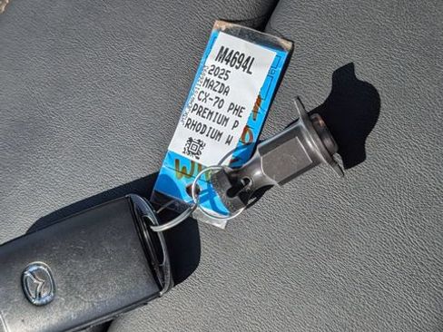 Certified 2025 MAZDA CX-70 Plug-In Hybrid w/ Premium Plus AWD/4WD image 37