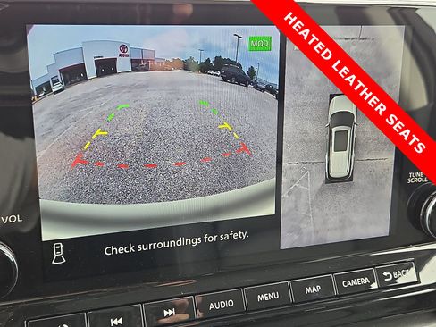 Used 2025 Nissan Pathfinder SL AWD/4WD image 20
