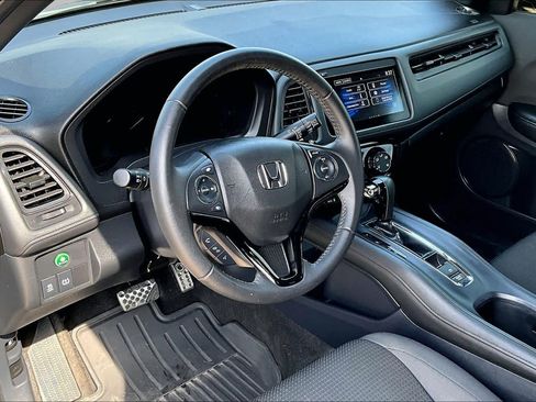 Used 2021 Honda HR-V Sport image 18