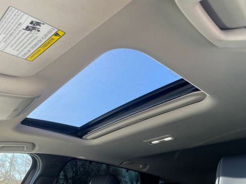 Used 2025 MAZDA CX-70 3.3 Turbo w/ Preferred Package image 31