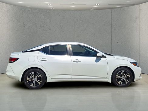 Used 2022 Nissan Sentra SV FWD image 6