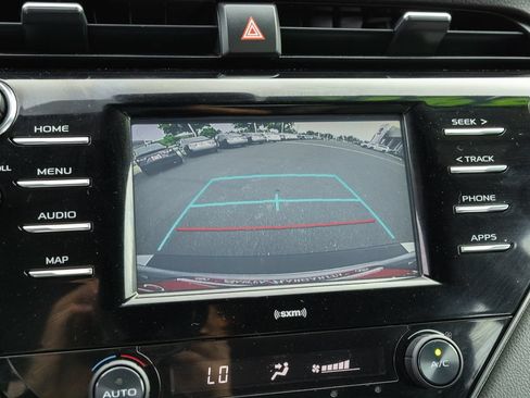 Certified 2020 Toyota Camry SE FWD image 18