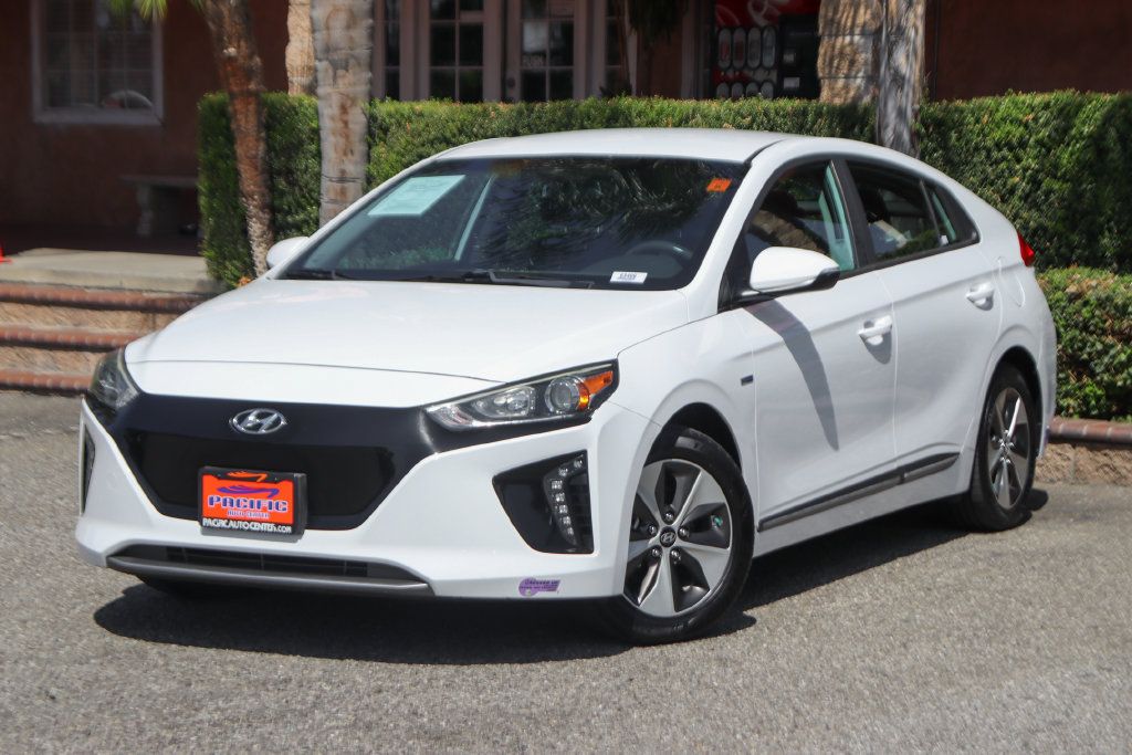 Used 2019 Hyundai Ioniq Electric FWD image 4