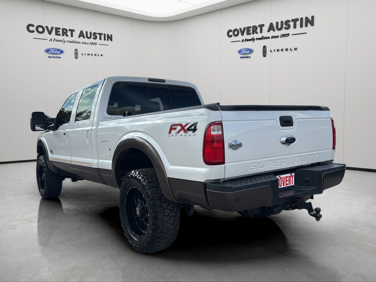 Used 2016 Ford F350 King Ranch w/ FX4 Off-Road Package AWD/4WD image 3
