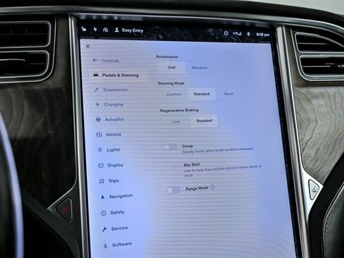 Used 2016 Tesla Model S 75D image 29