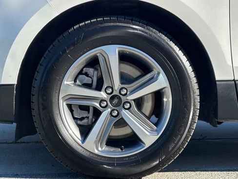 Used 2023 Ford Edge SEL w/ Convenience Package image 32