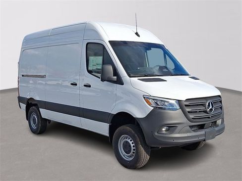 New 2026 Mercedes-Benz Sprinter 144 Cargo image 3