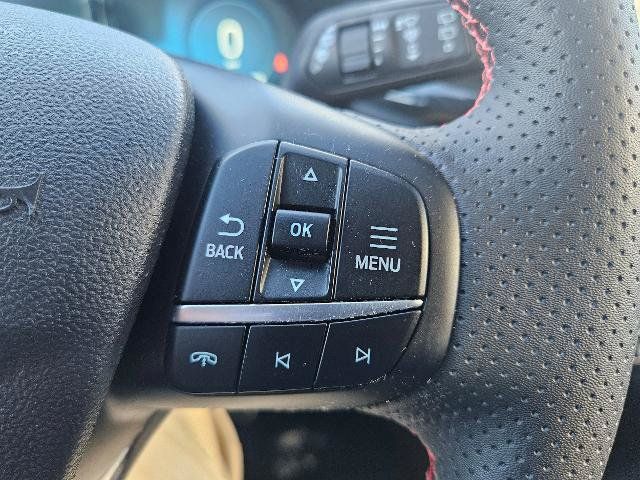 Certified 2023 Ford Escape ST-Line Elite AWD/4WD image 16