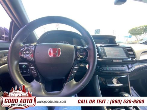 Used 2016 Honda Accord Touring image 13