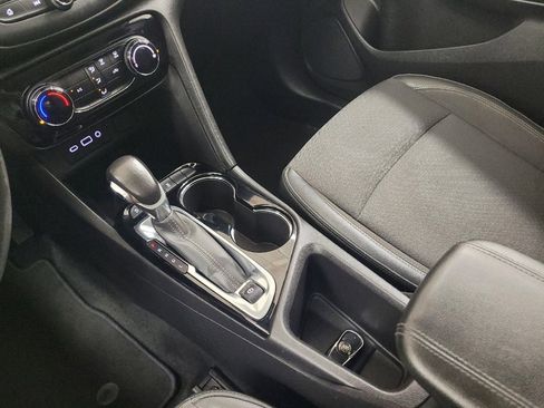 Used 2020 Buick Encore GX Preferred FWD image 26