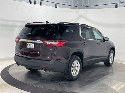 Used 2021 Chevrolet Traverse LT AWD/4WD image 11