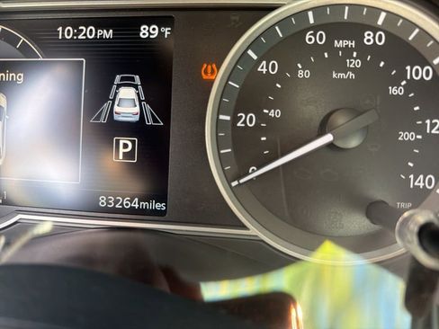 Certified 2020 Nissan Versa SV image 6