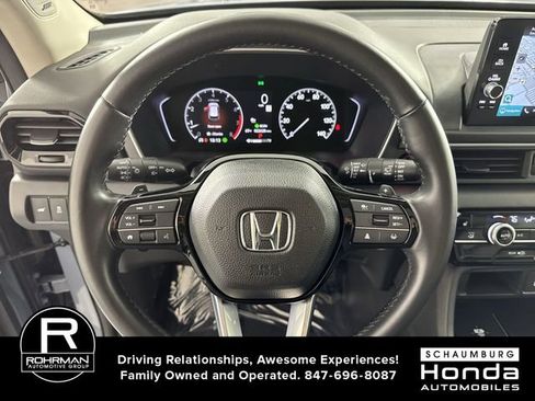 Certified 2023 Honda Pilot Touring image 12