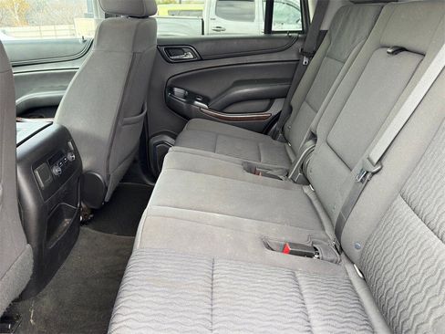 Used 2018 GMC Yukon SLE w/ SLE Value Package image 27