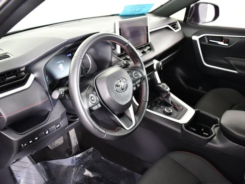 Used 2024 Toyota RAV4 SE w/ Weather & Moonroof Package AWD/4WD image 37