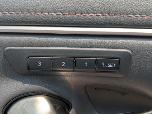 Certified 2025 Lexus ES 350 w/ Premium Package FWD image 21