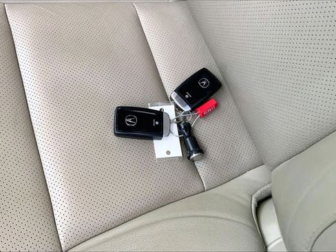 Used 2018 Acura RDX w/Technology Pkg image 14