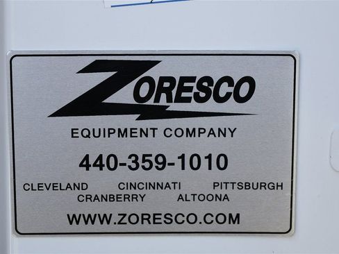 New 2025 Chevrolet Express 3500 RWD image 18