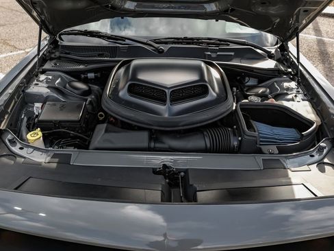 Used 2018 Dodge Challenger R/T image 50