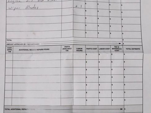 Used 2025 Volkswagen Atlas Cross Sport SEL R-Line image 5