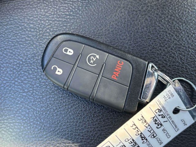 Used 2021 Jeep Compass Latitude AWD/4WD image 22