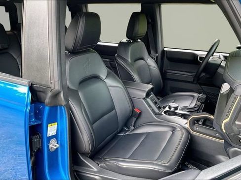 Used 2025 Ford Bronco Badlands AWD/4WD image 19