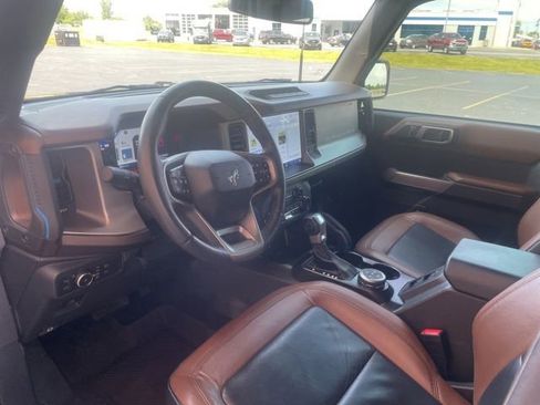 Used 2022 Ford Bronco Outer Banks w/ Sasquatch Package AWD/4WD image 25