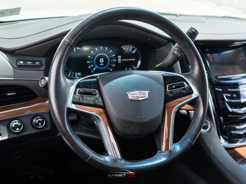 Used 2019 Cadillac Escalade ESV Premium Luxury AWD/4WD image 24