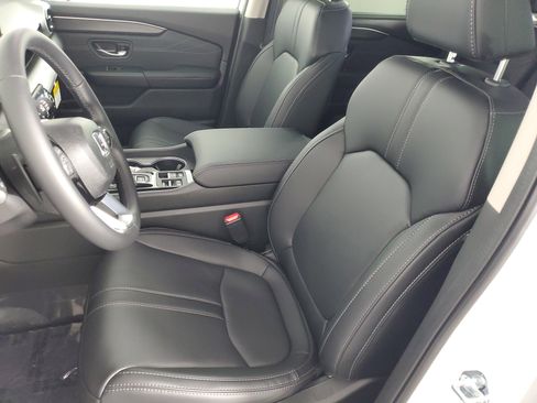 New 2026 Honda Pilot Touring image 12