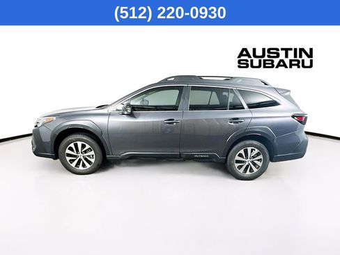 Used 2025 Subaru Outback Premium AWD/4WD image 5