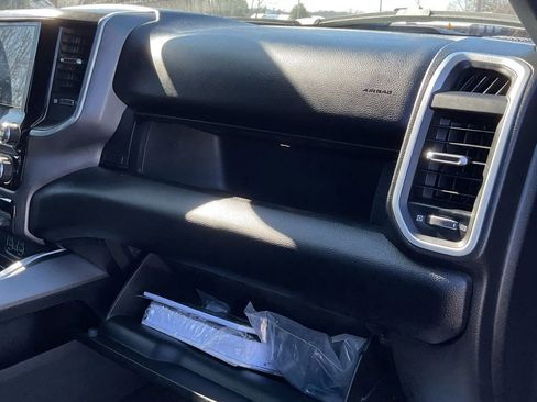 Used 2021 RAM 1500 Big Horn image 40