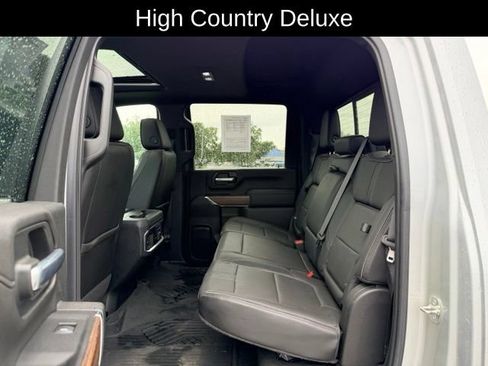 Used 2020 Chevrolet Silverado 2500 High Country w/ Z71 Off-Road Package AWD/4WD image 9