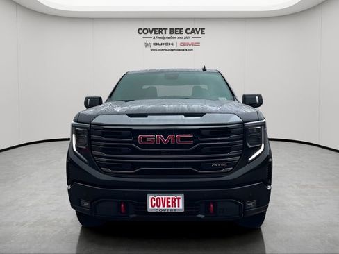 Certified 2024 GMC Sierra 1500 AT4 w/ Technology Package image 2