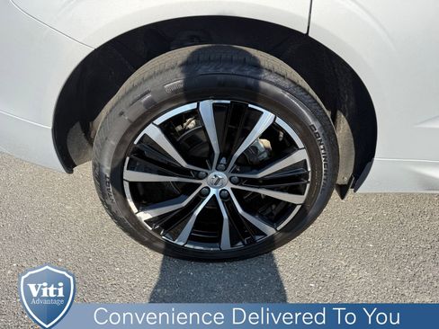 Used 2023 Volvo XC60 B5 Plus w/ Climate Package image 14