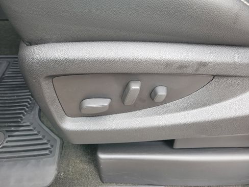 Used 2016 Chevrolet Silverado 2500 LTZ w/ LTZ Plus Package image 23