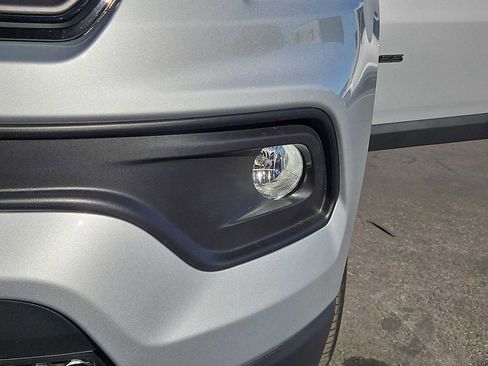 New 2026 Jeep Compass Latitude image 11