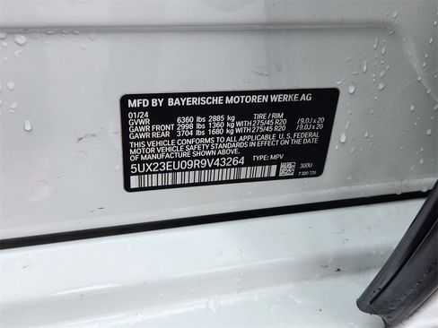 Used 2024 BMW X5 xDrive40i w/ M Sport Package image 30